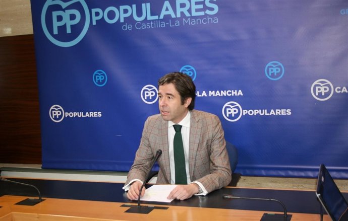 Gpp Clm (Cortes De Voz Y Fotografía) Lorenzo Robisco En Rueda De Prensa