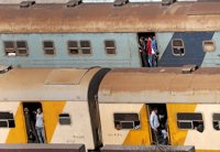Ascienden a doce los muertos a causa del choque entre dos trenes en el norte de Egipto