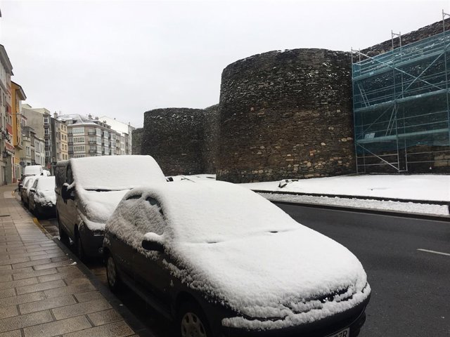 NIEVE EN LUGO
