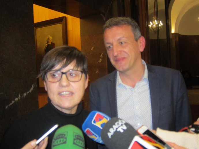 Elena Laseca y Fernando Rivarés, hoy en el Ayuntamiento 