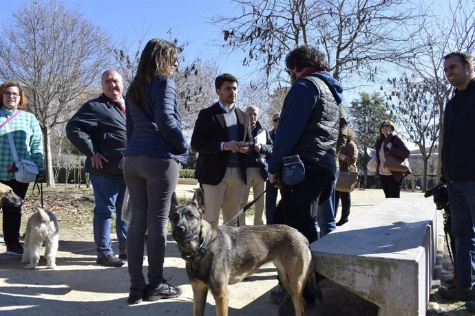 Beltrán Pérez visita los Jardines Ramón Rubial