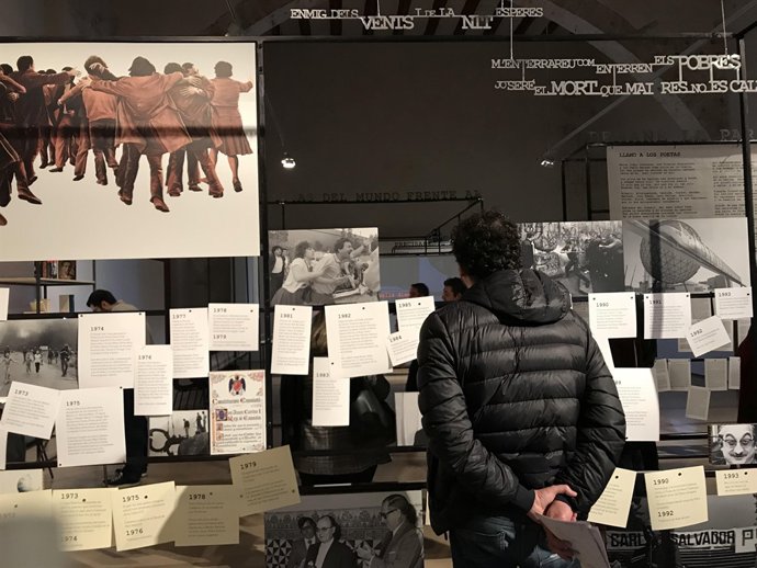 Exposición 'Miguel Hernández / Vicent Andrés Estellés' en el Centre del Carme