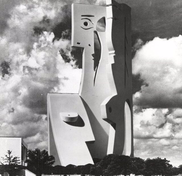 Aspecto del proyecto de escultura gigante de Picasso