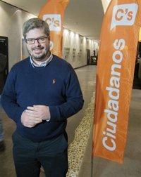 "Asturianu sí, pero imposición non", señala Hervías (Ciudadanos) n'Uviéu