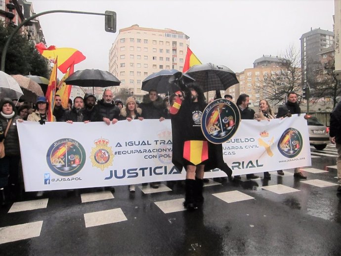 Equiparación salarial, manifestación en Santander