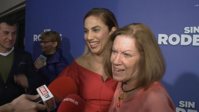 TONI ACOSTA Y NATALIA FIGUEROA