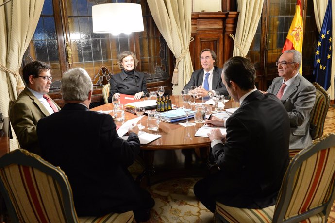 Reunión de García Tejerina con representantes de FIAB 