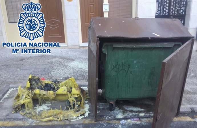 Policía Nacional Nota De Prensa (La Policía Nacional Y La Policía Local Detienen