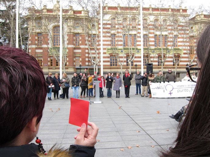 Concentración violencia de género Ayuntamiento                             