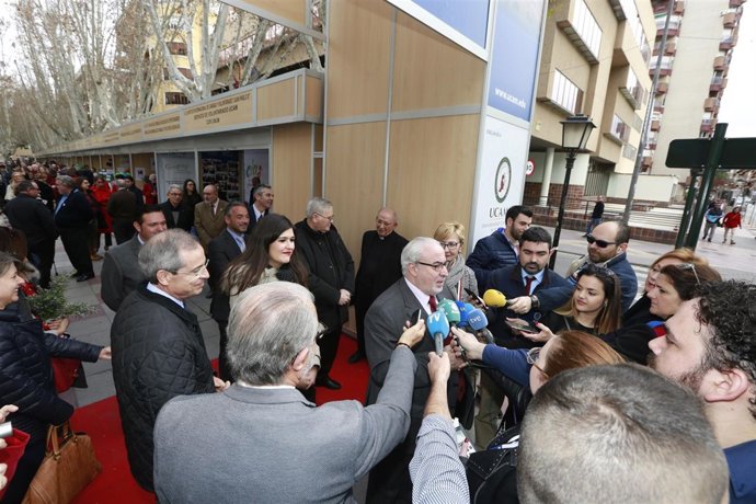 Imagen de la inauguración de la feria