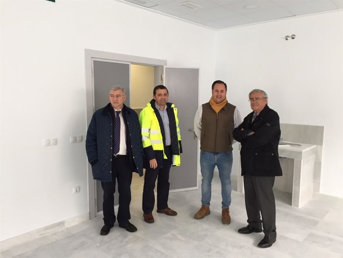 Guillermo Casquet y Andrés García Lorca, durante la visita de obras en Macael.