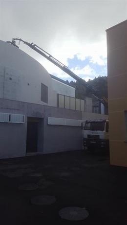 Reparación de la cubierta del IES Tamaimo