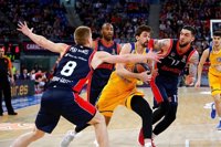 Baskonia avista los 'playoffs' tras anular al Khimki