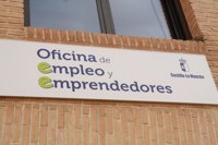 C-LM achaca la subida al fin de campañas logísticas y agrícolas y destaca la bajada interanual en 14.000 parados