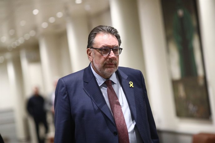 El portaveu de CiU en el Senat, Josep Lluís Cleries, arriba al Senat