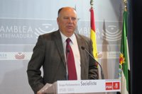 El PSOE espera que Rajoy anuncie en Badajoz un plan de empleo que ayude a Extremadura a converger