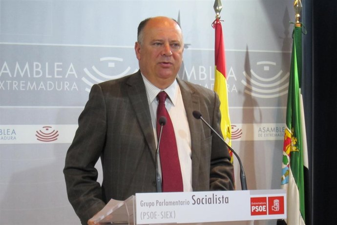 El diputado socialista Celestino Vegas en su comparecencia