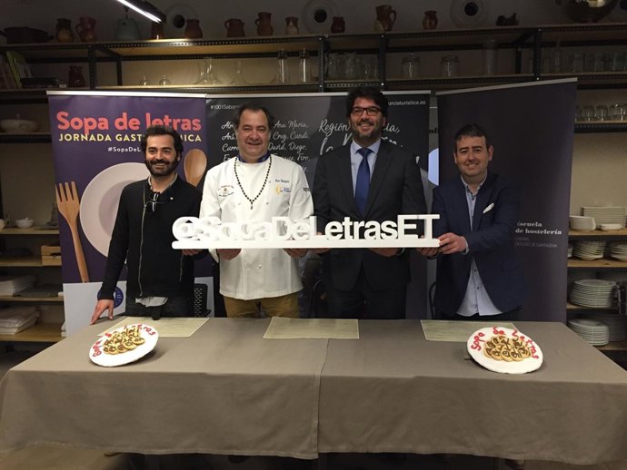 Foto/`Presentación De La Nueva Edición De ' Sopa De Letras