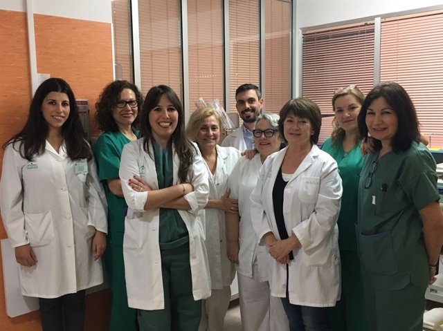 Equipo del digestivo del Hospital Infanta Elena de Huelva.