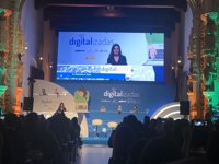 'Digitalizadas' formará en nuevas tecnologías a 5.000 mujeres del ámbito rural