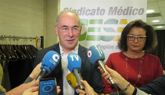 Miralles del CESM y Montoya del Colegio Médicos presentan estudio