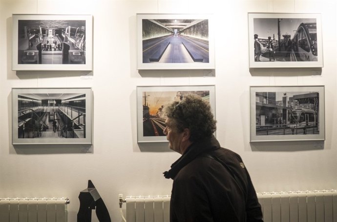Exposición sobre el metro de Granada
