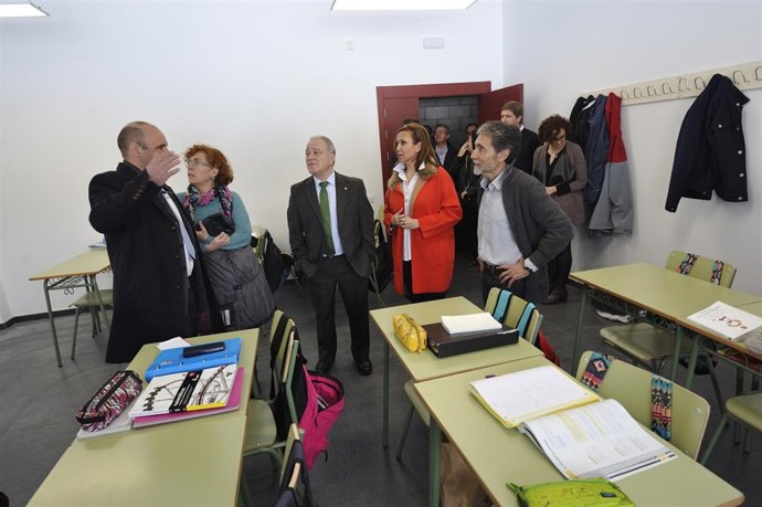 Miguel Gracia y Mayte Pérez han visitado hoy la ampliación del IES de Castejón 