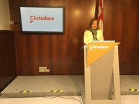 Mejías (Cs) ve a Colau "más sola que nunca" por no negociar los Presupuestos de Barcelona