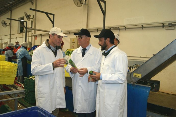 Visita de Juan Luis Belinzón a la finca Las Lomas