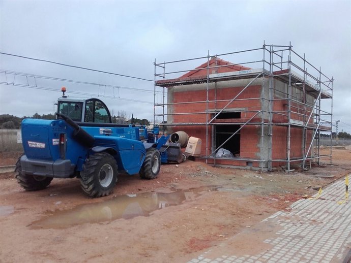 Obras en el apeadero de València la Vella de Metrovalencia