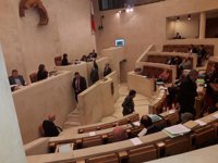 Plan Besaya, financiación autonómica, brecha salarial, al Pleno del Parlamento