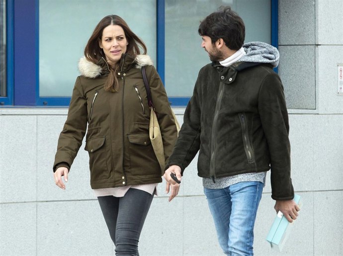 Eva González y Cayetano Rivera padres