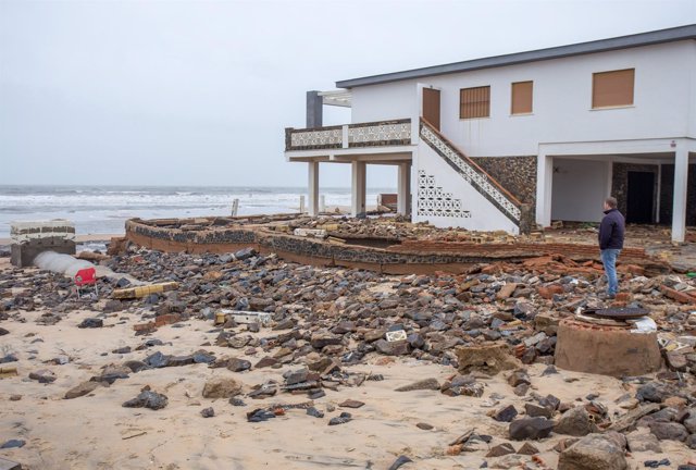 Daños por el temporal en La Antilla (Huelva)