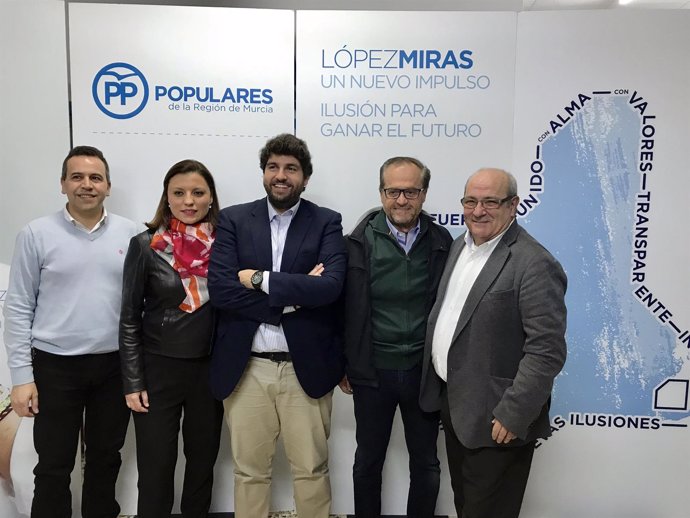 López Miras en uno de sus encuentros con afiliados