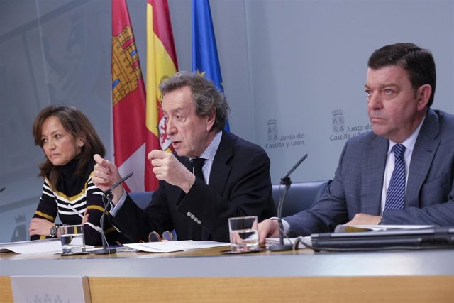 De Santiago-Juárez informa de las ayudas