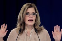 La primera ministra de Perú denuncia que la moción de censura es "una amenaza permanente que hace daño al país"