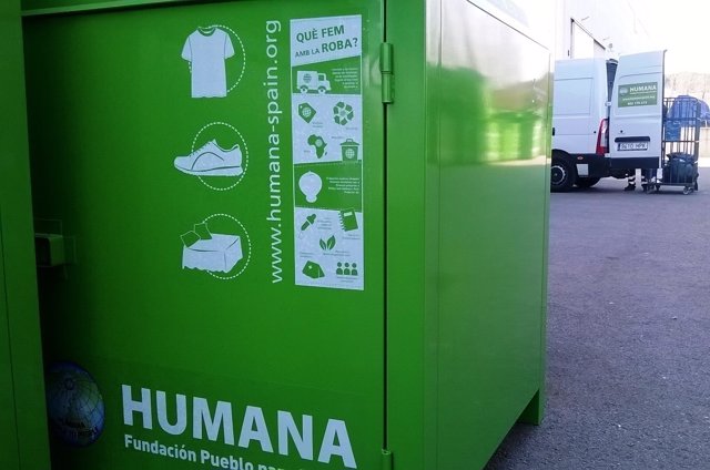 La fundación Humana recoge 347 toneladas de ropa usada donada en Baleares en 2017
