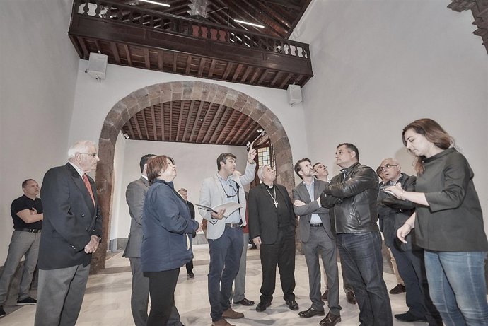 Nota De Prensa Y Fotografías: La Laguna Santuario