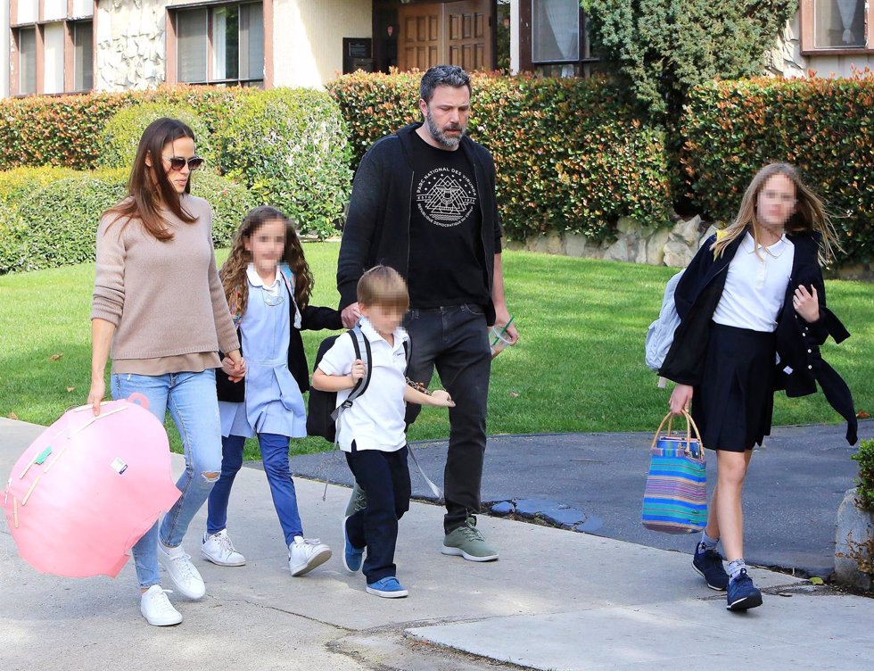 Jennifer Garner y Ben Affleck con sus hijos