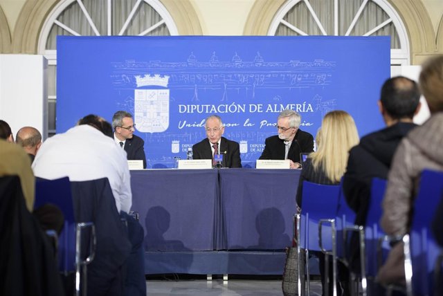 Roquetas de Mar ya cuenta con su primera Guía de Arquitectura Contemporánea.