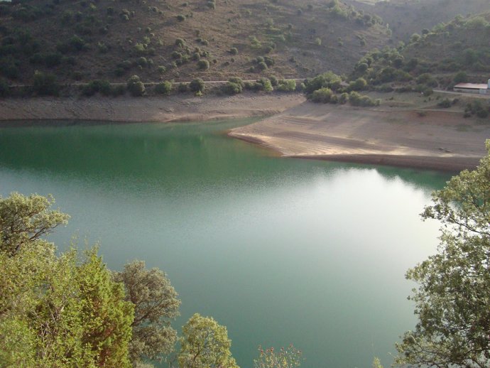 Embalse de Mansilla 