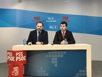 Ábalos (PSOE) defiende que no es el momento para la moción de censura pero insta a Rajoy a someterse a la de confianza