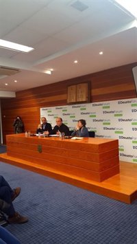 Munilla cree que la reivindicación del aborto libre ha sido "el gol en detrimento de la dignidad de la propia mujer"