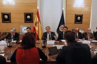 Zoido celebra el acuerdo sobre equiparación policial: "Habrá subida para todos, ningún puesto va a ser perjudicado"