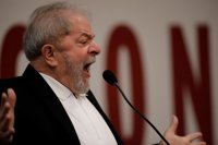 Lula se impondría con comodidad en la segunda vuelta de las presidenciales en Brasil, según un sondeo
