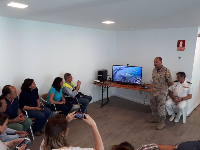 Reunión del PECMAR por el vertido en Gran Tarajal (Fuerteventura)
