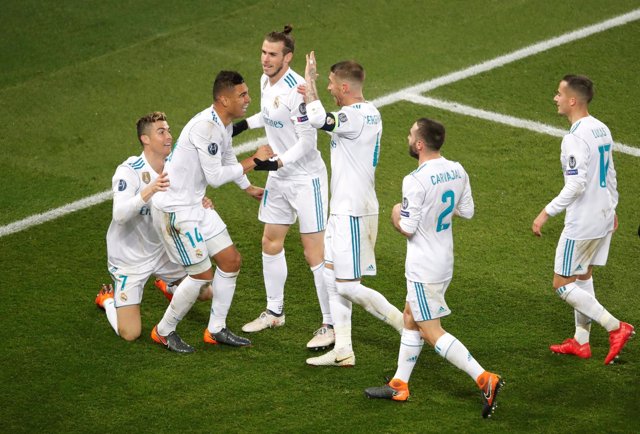 El Real Madrid saca los galones en París