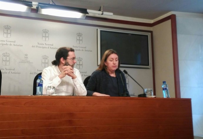 Emilio león y Lorena Gil.