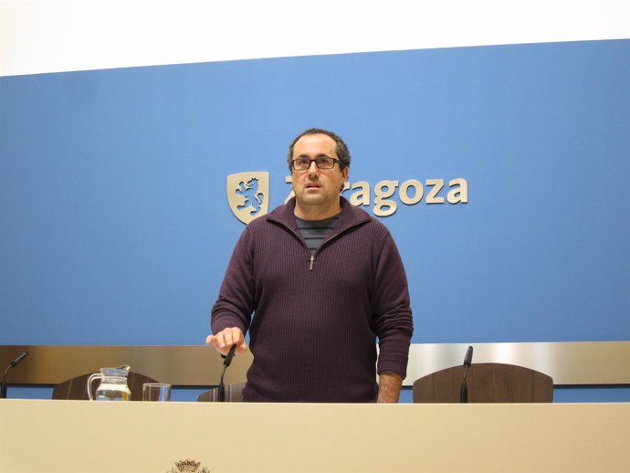 Alberto Cubero, hoy en rueda de prensa en el Ayuntamiento de Zaragoza