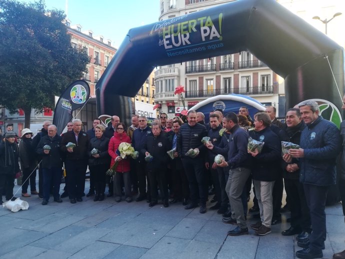 Manifestación en Madrid de regantes de Murcia, Alicante y Almería